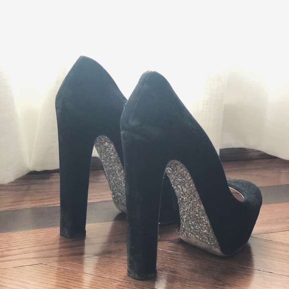 MiuMiu black pumps with sequin sole - Picture 4 of 5